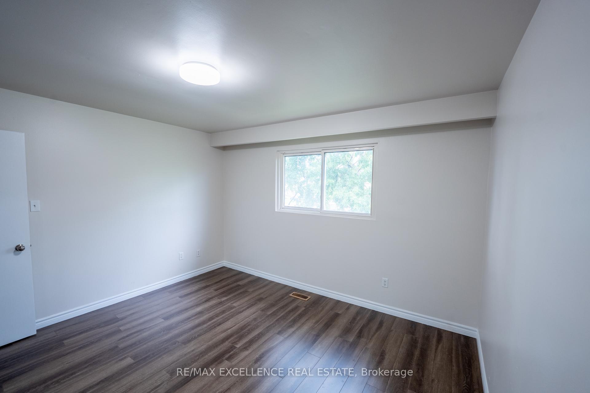 Photo 34 of 144 Abell Drive, Brampton, Madoc — HOMEH