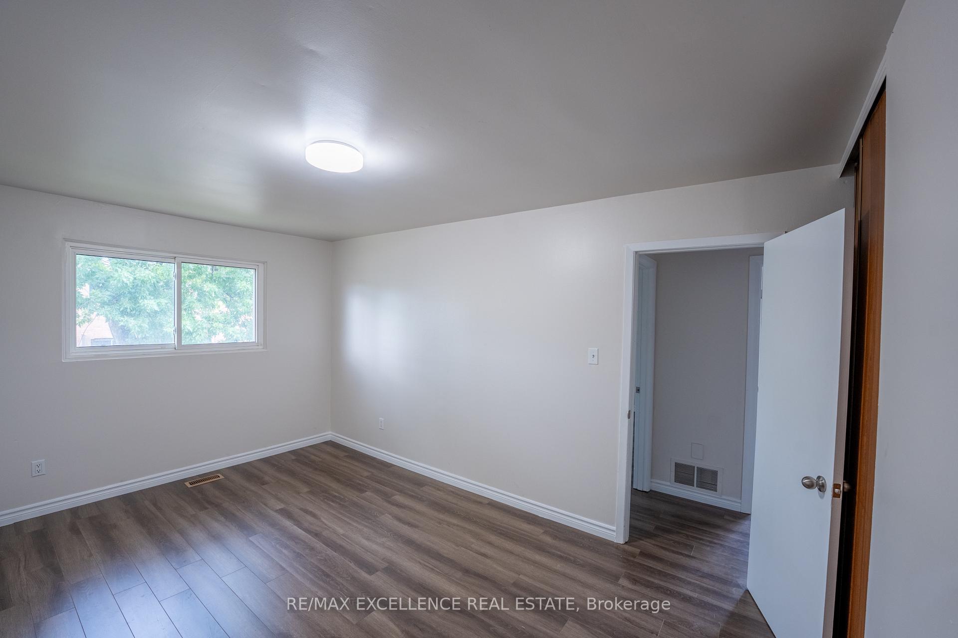 Photo 36 of 144 Abell Drive, Brampton, Madoc — HOMEH