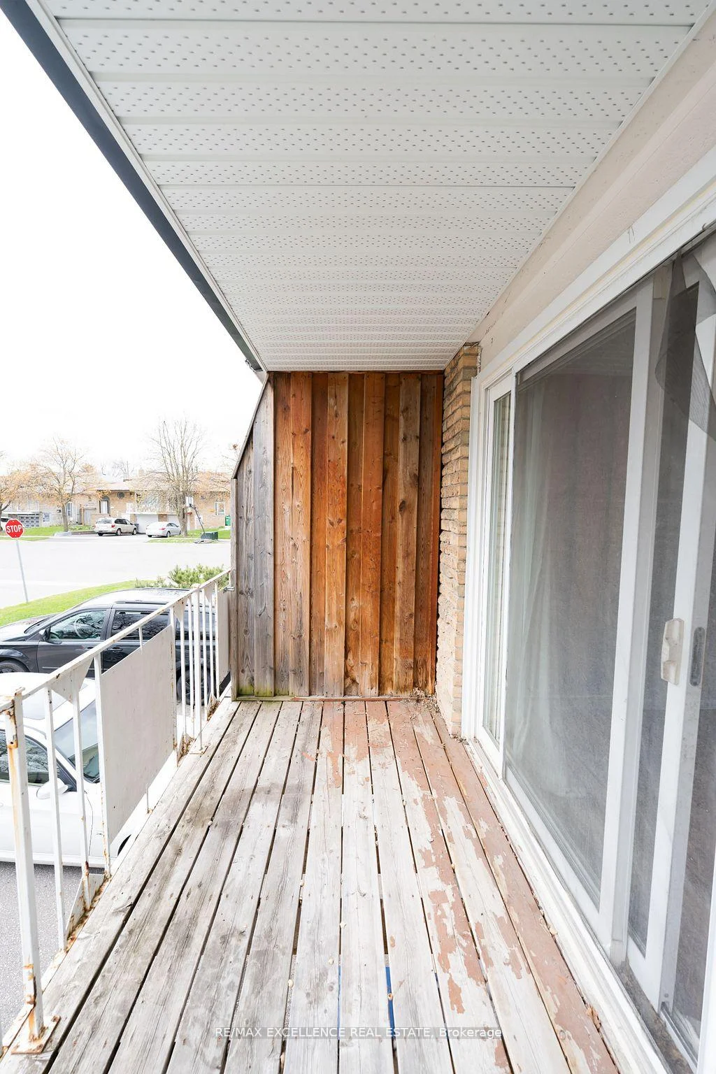 Photo 11 of 144 Abell Drive, Brampton, Madoc — HOMEH