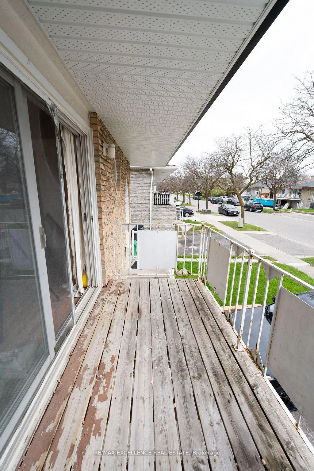 Photo 13 of 144 Abell Drive, Brampton, Madoc — HOMEH