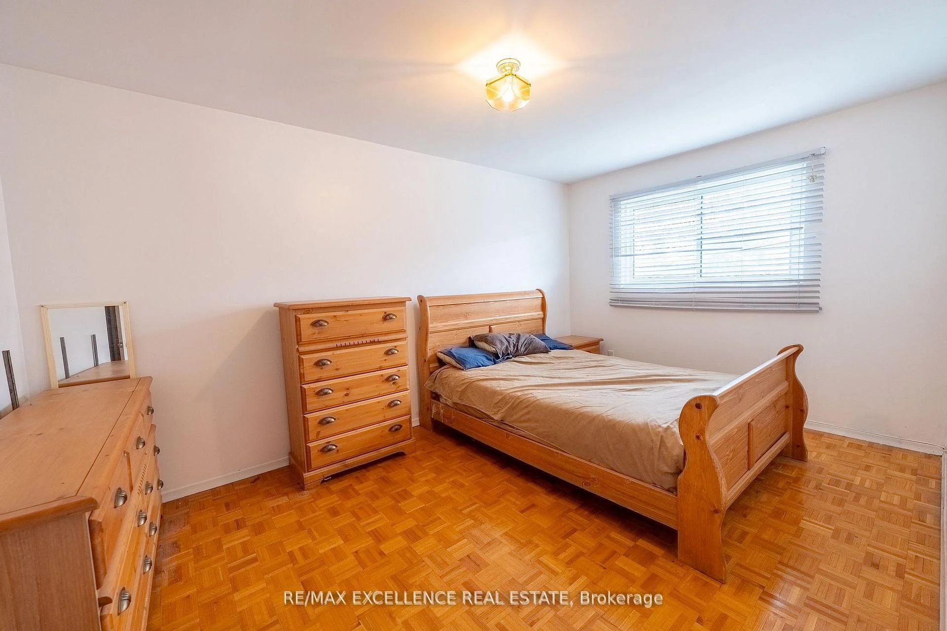 Photo 41 of 144 Abell Drive, Brampton, Madoc — HOMEH