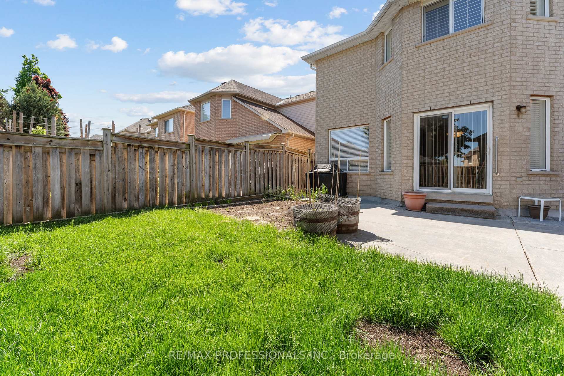 Photo 24 of 15 Tarquini Crescent, Caledon, Bolton West — HOMEH