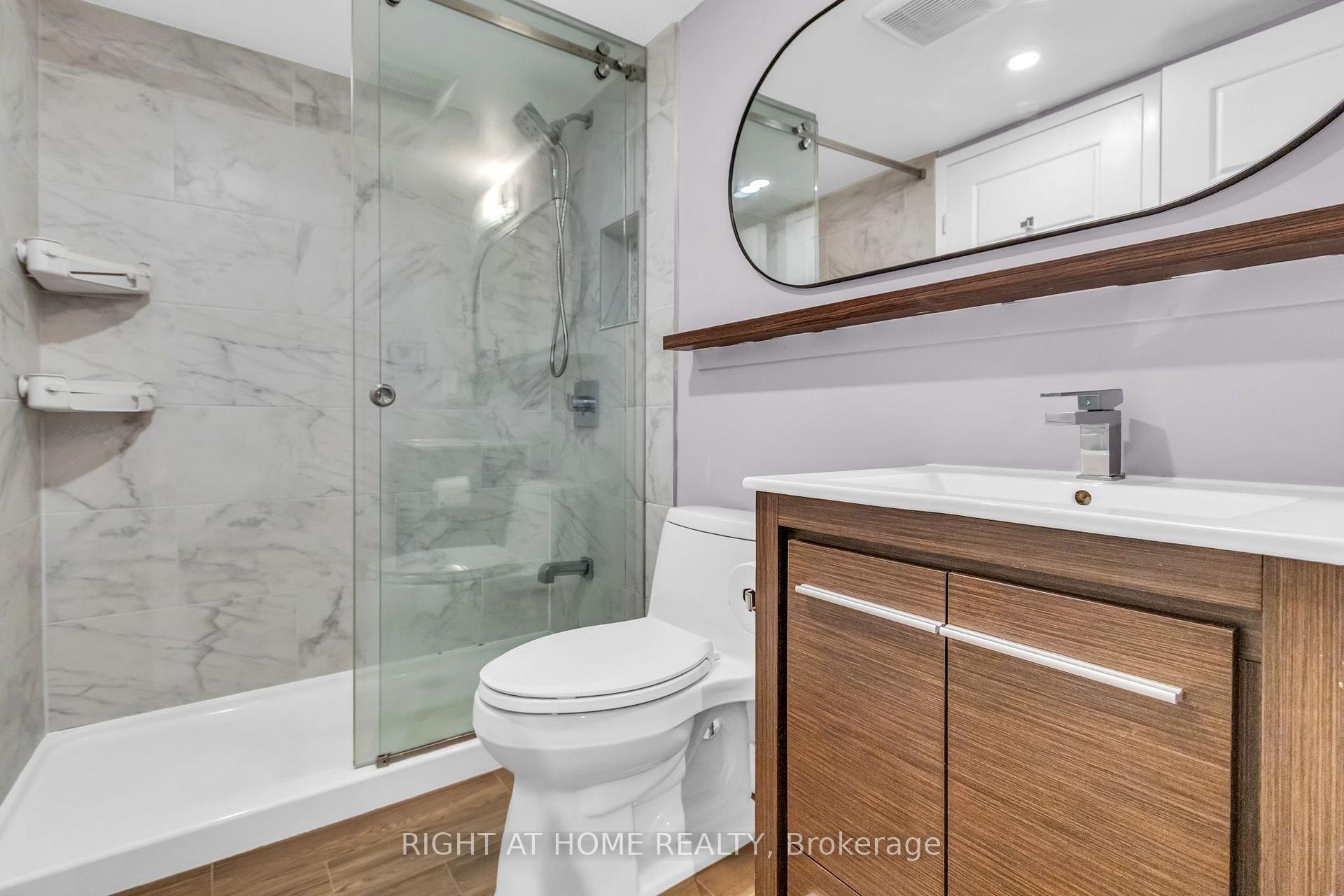 Photo 5 of Unit 406, 356 Mcrae Drive, Toronto, Leaside — HOMEH