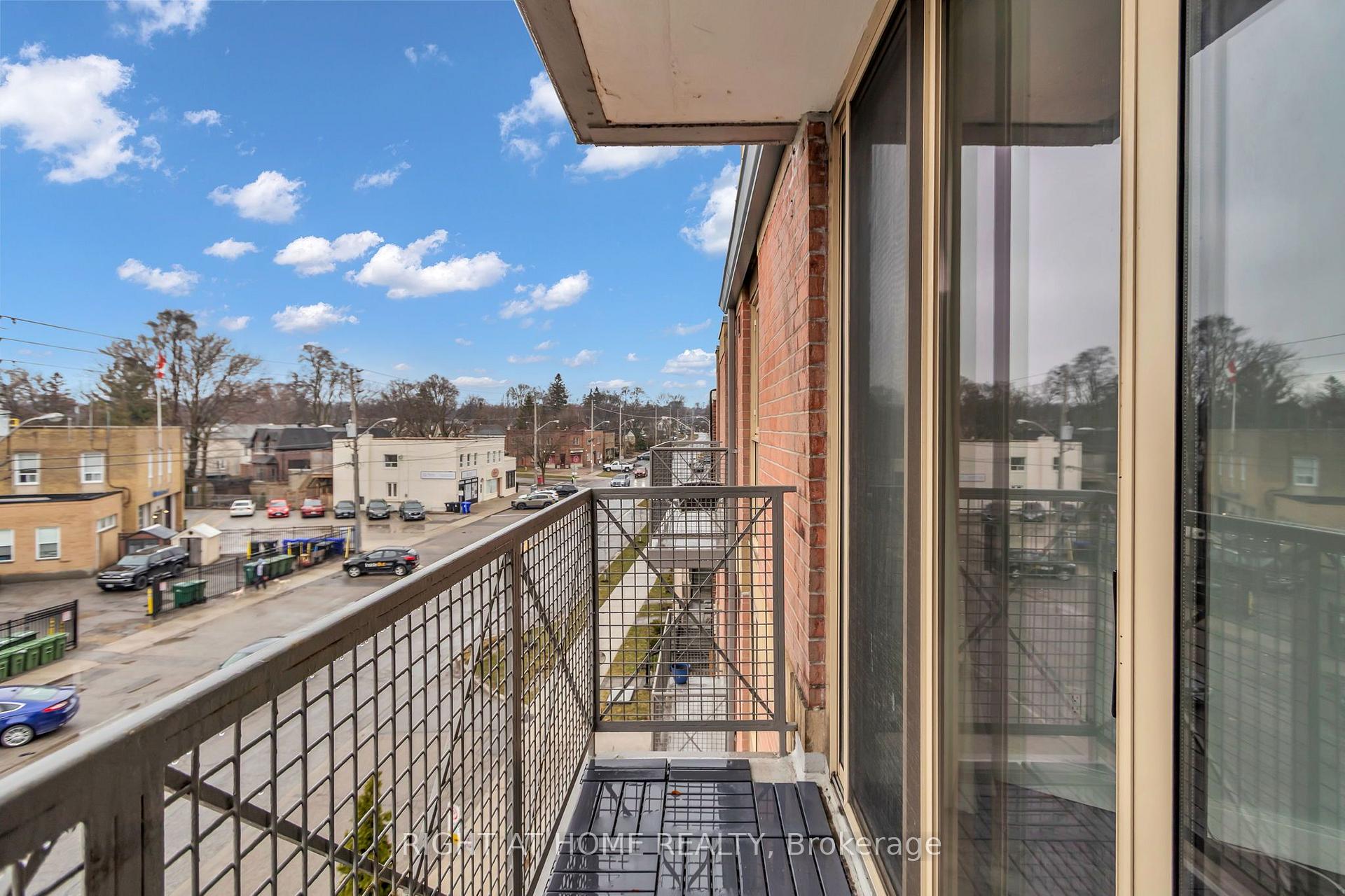 Photo 16 of Unit 406, 356 Mcrae Drive, Toronto, Leaside — HOMEH