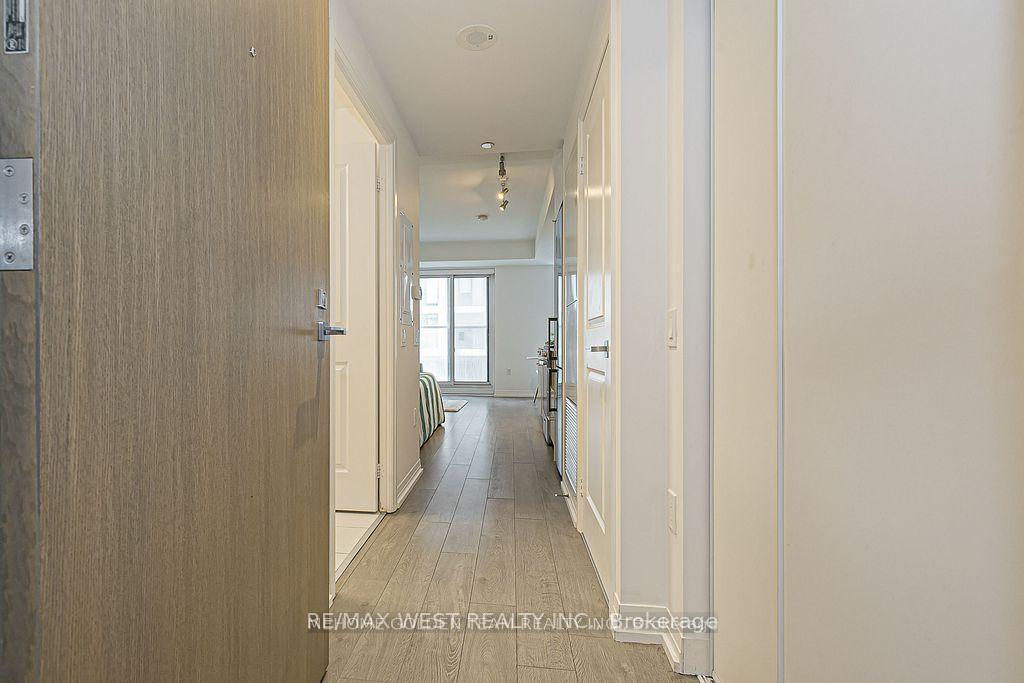 Photo 4 of Unit 1124, 251 Jarvis Street, Toronto, Moss Park — HOMEH