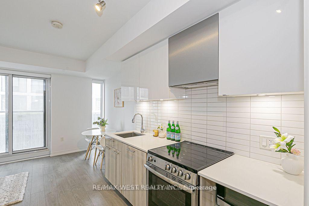 Photo 6 of Unit 1124, 251 Jarvis Street, Toronto, Moss Park — HOMEH