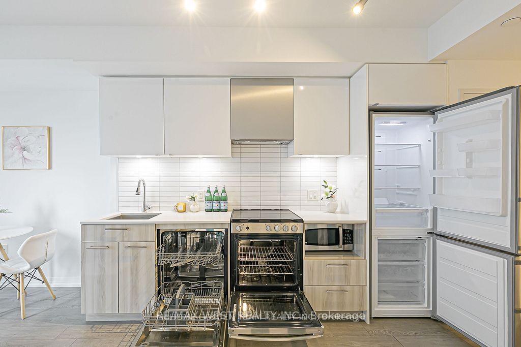 Photo 10 of Unit 1124, 251 Jarvis Street, Toronto, Moss Park — HOMEH