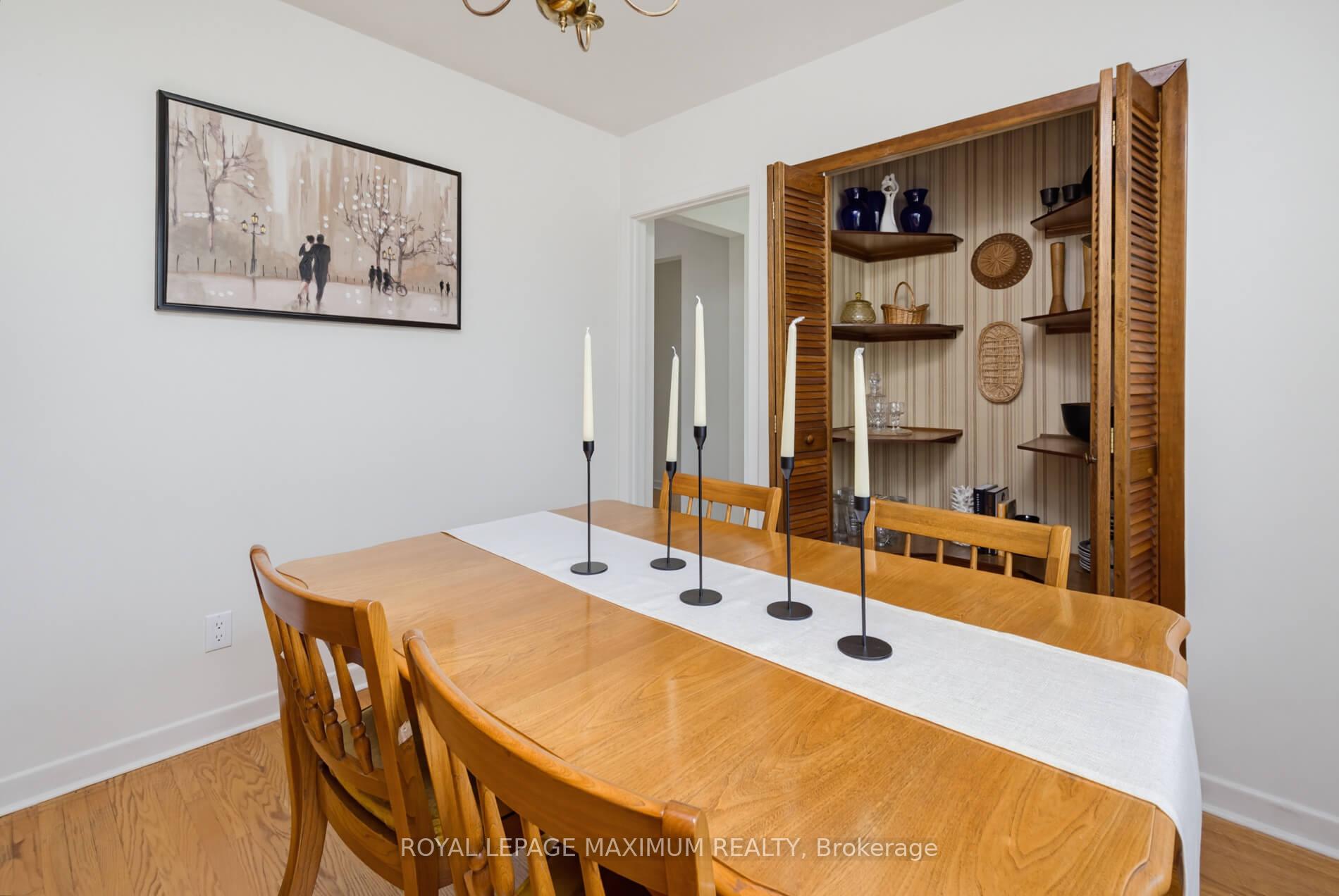 Photo 13 of 41 Strathavon Drive, Etobicoke, Mount Olive-Silverstone-Jamestown — HOMEH