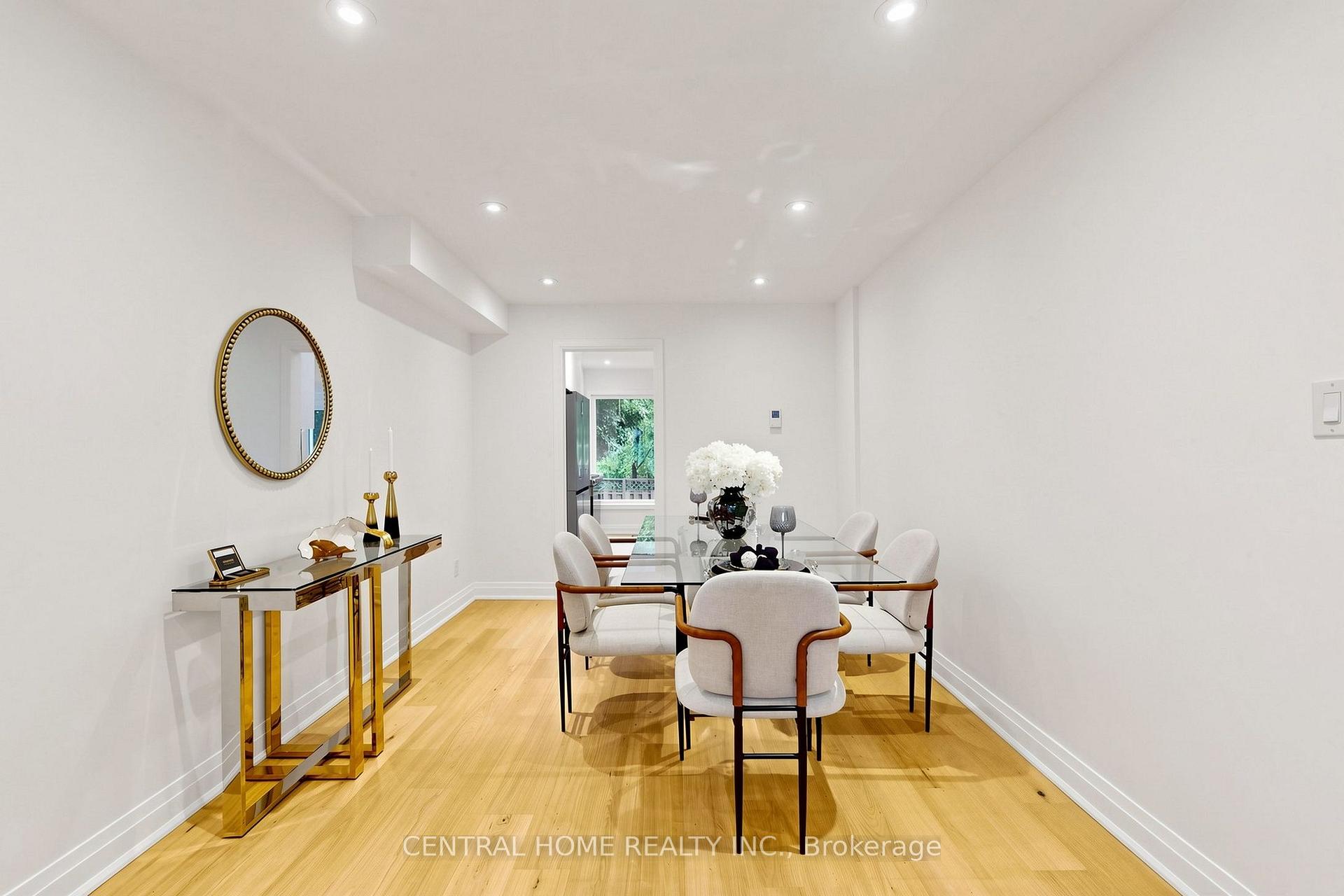 Photo 14 of 15 Closs Square, Aurora, Aurora Village — HOMEH