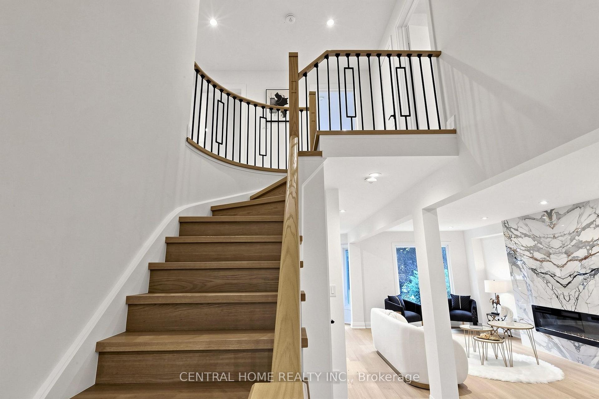 Photo 21 of 15 Closs Square, Aurora, Aurora Village — HOMEH