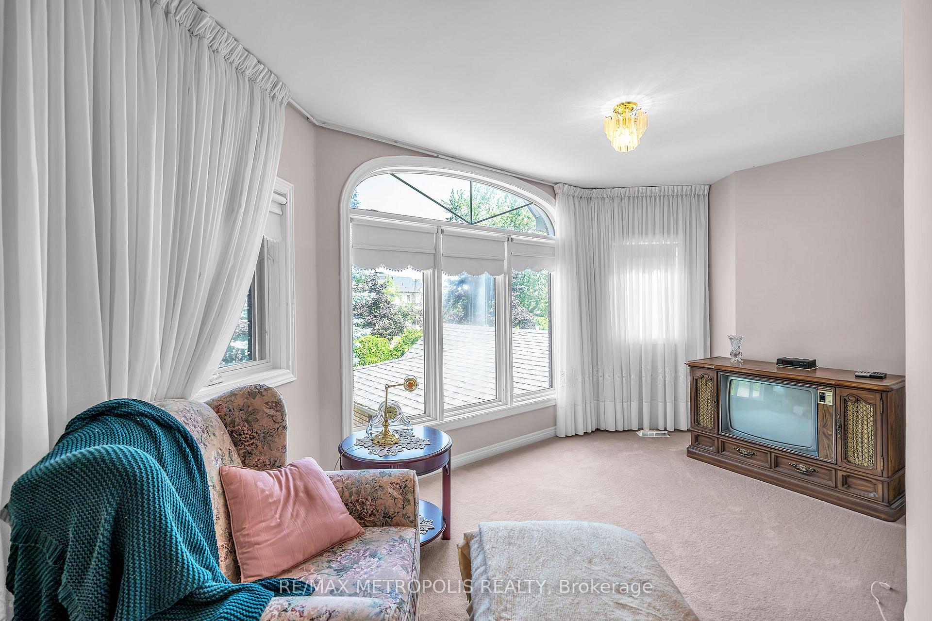 Photo 17 of 5097 14th Avenue, Markham, Milliken Mills East — HOMEH