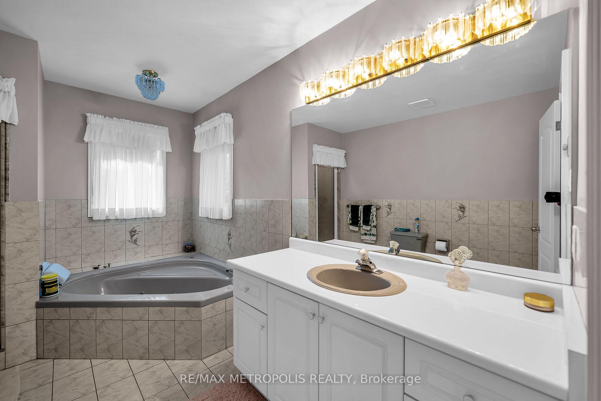 Photo 18 of 5097 14th Avenue, Markham, Milliken Mills East — HOMEH