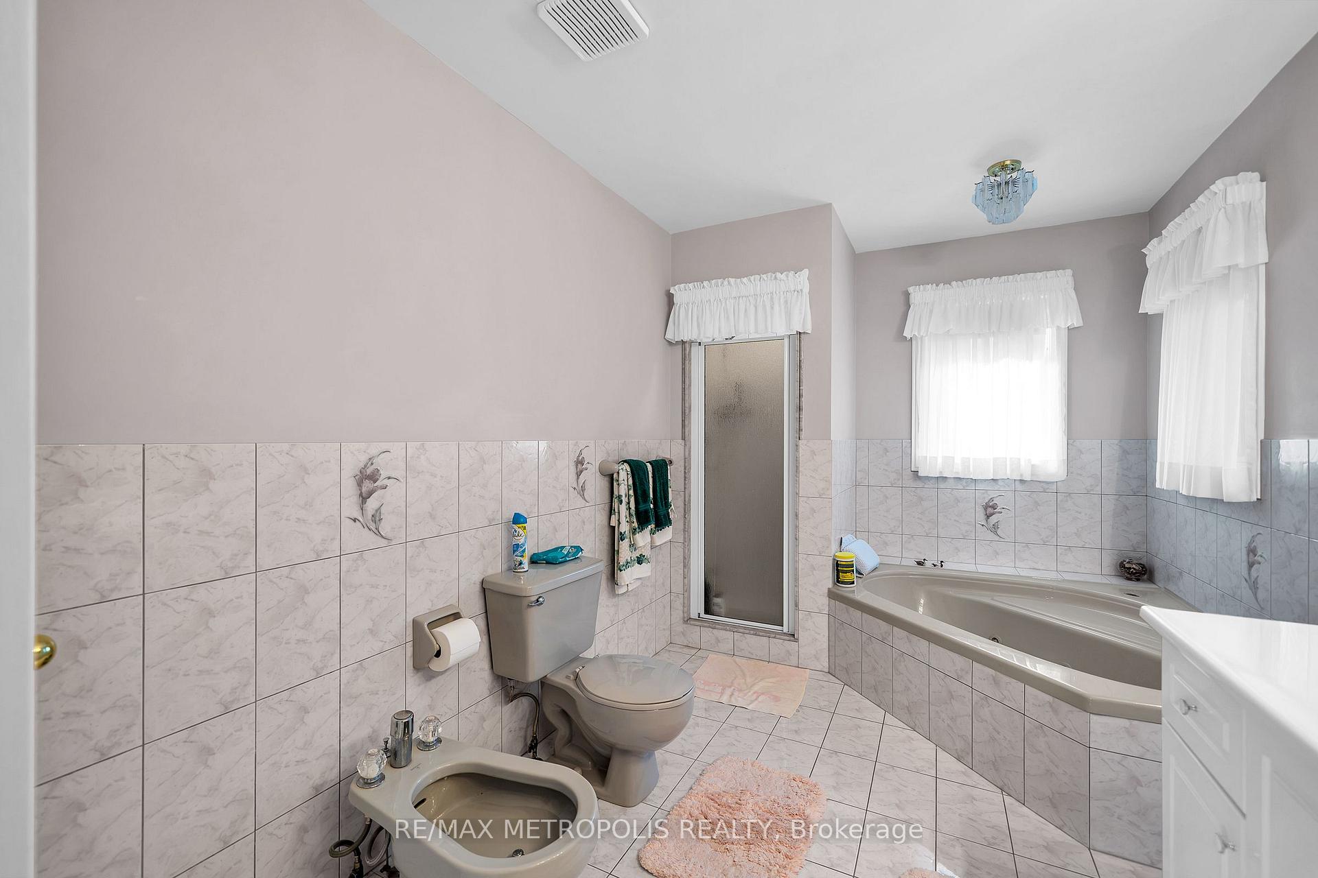 Photo 19 of 5097 14th Avenue, Markham, Milliken Mills East — HOMEH