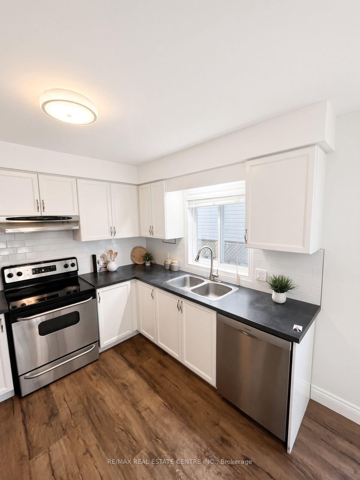 Photo 6 of 765 Angler Way, Waterloo, Eastbridge — HOMEH