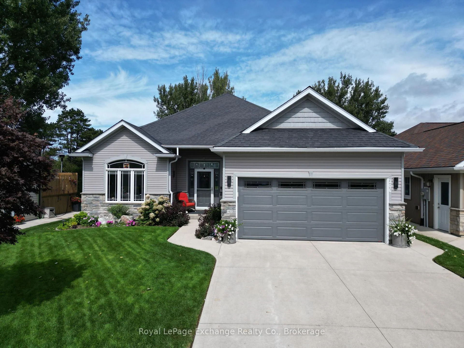 Photo 3 of 206 Gregor Drive, Huron-Kinloss — HOMEH