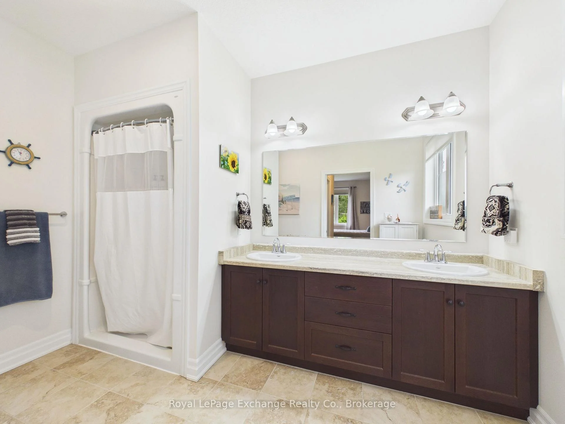 Photo 32 of 206 Gregor Drive, Huron-Kinloss — HOMEH