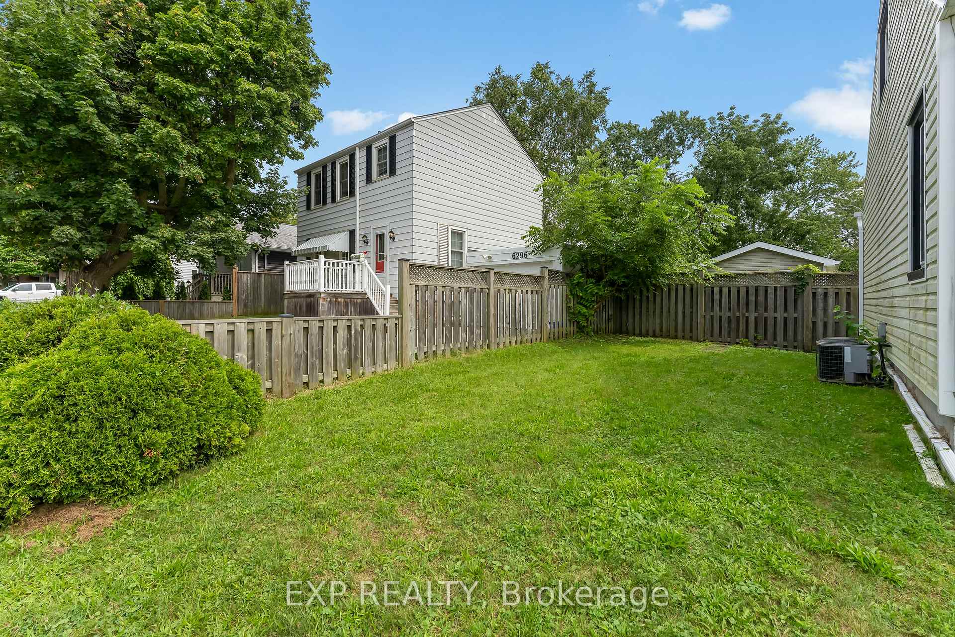 Photo 5 of 6304 Finlay Avenue, Niagara Falls, Dorchester — HOMEH