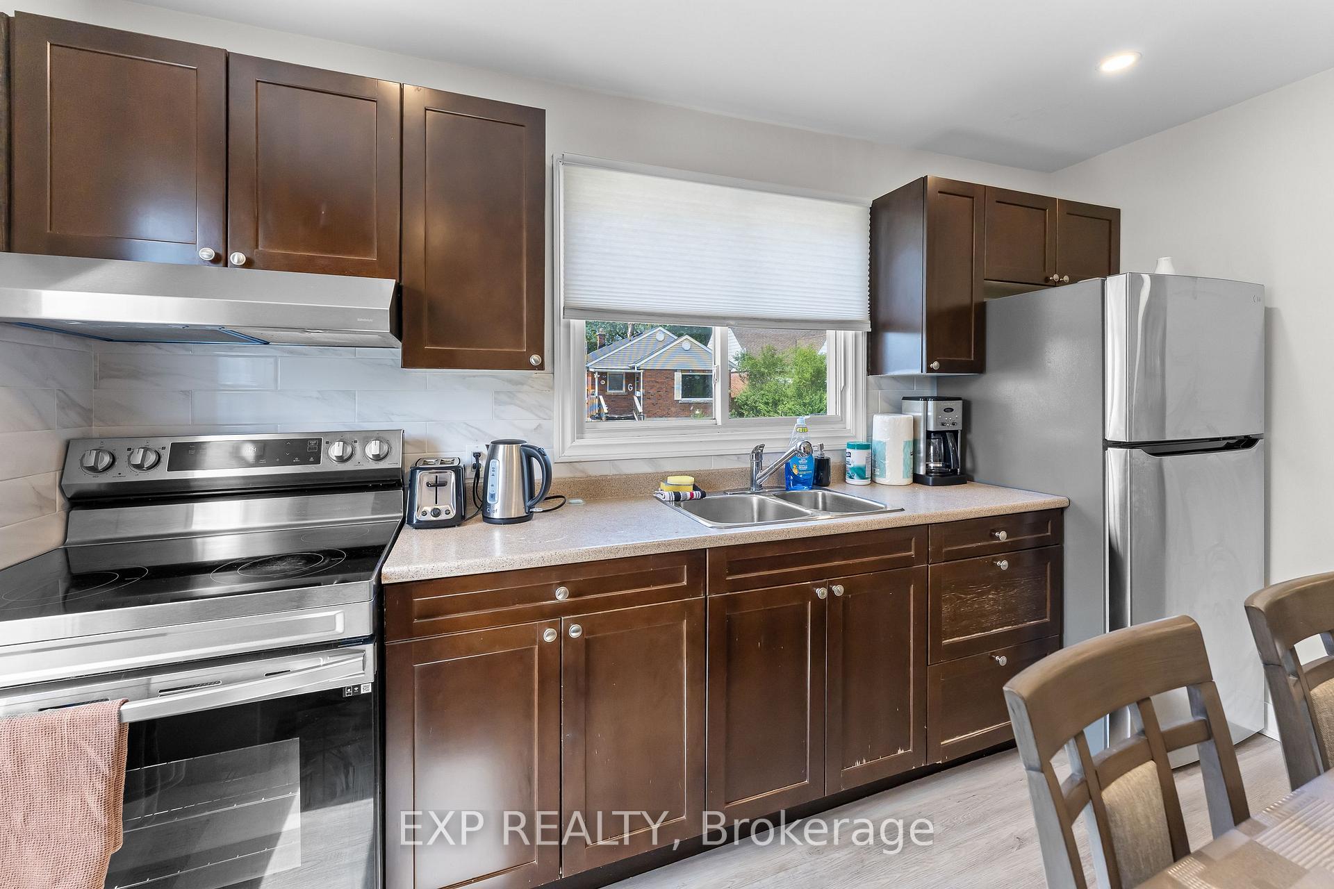 Photo 14 of 6304 Finlay Avenue, Niagara Falls, Dorchester — HOMEH