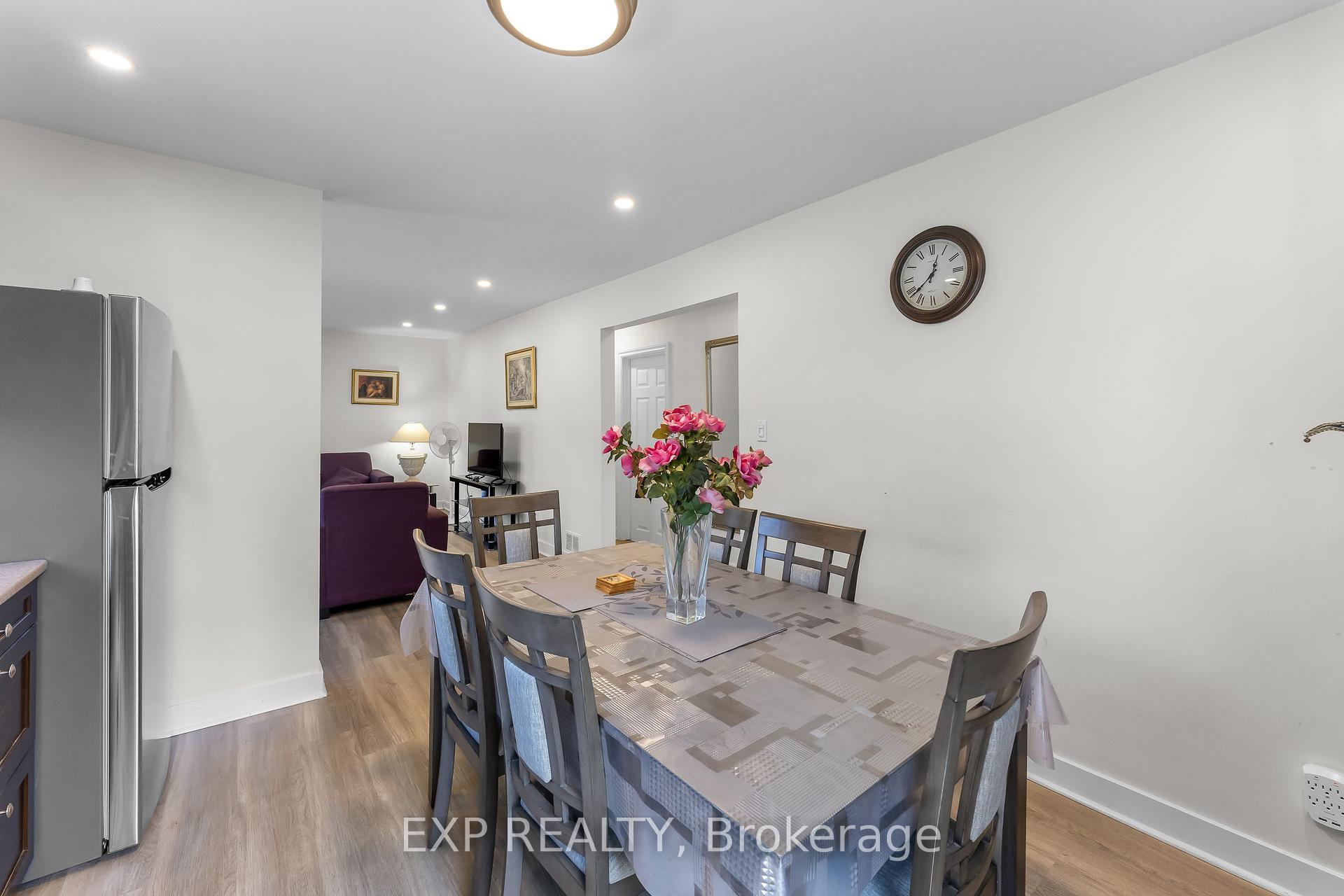 Photo 16 of 6304 Finlay Avenue, Niagara Falls, Dorchester — HOMEH