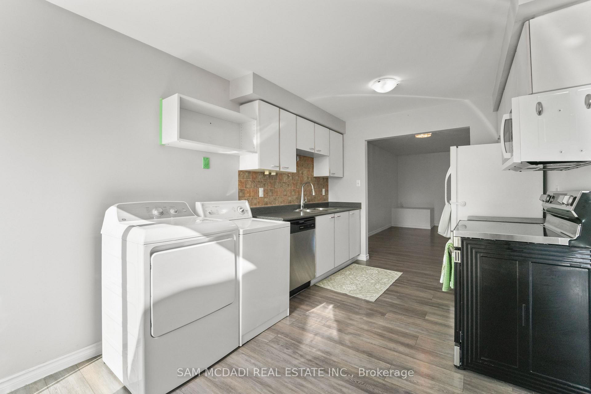 Photo 9 of 87 Rundle Crescent, Barrie, Holly — HOMEH