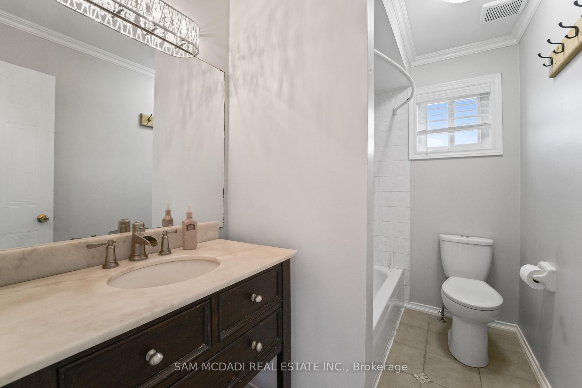 Photo 13 of 87 Rundle Crescent, Barrie, Holly — HOMEH