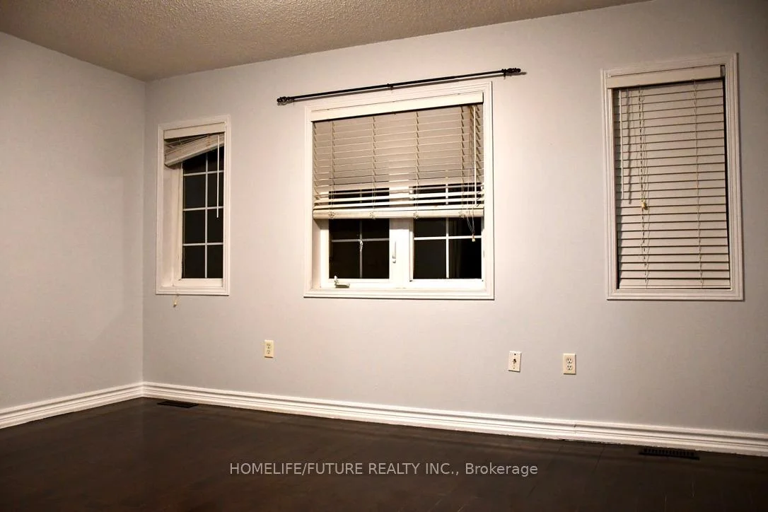 Photo 11 of Unit Main & 2nd, 78 Jack Monkman Crescent, Markham, Cedarwood — HOMEH