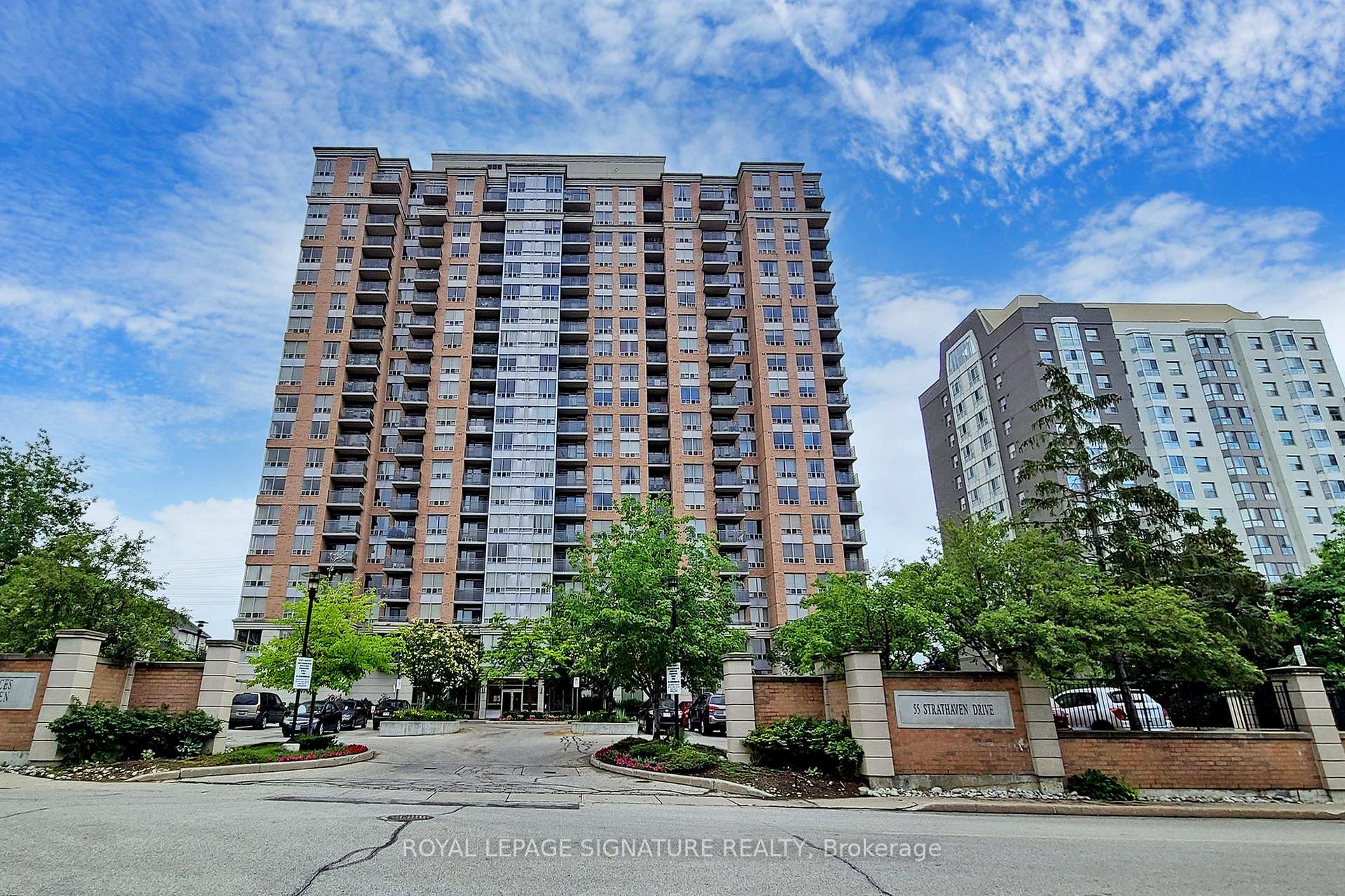 Photo 2 of Unit 708, 55 Strathaven Drive, Mississauga, Hurontario — HOMEH