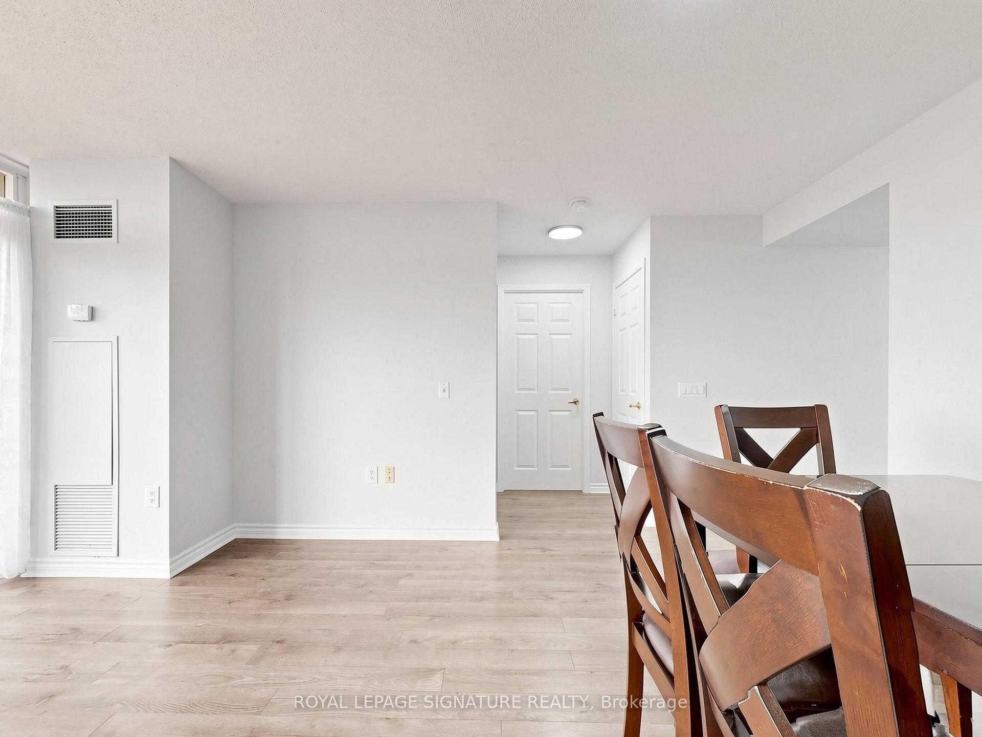 Photo 15 of Unit 708, 55 Strathaven Drive, Mississauga, Hurontario — HOMEH