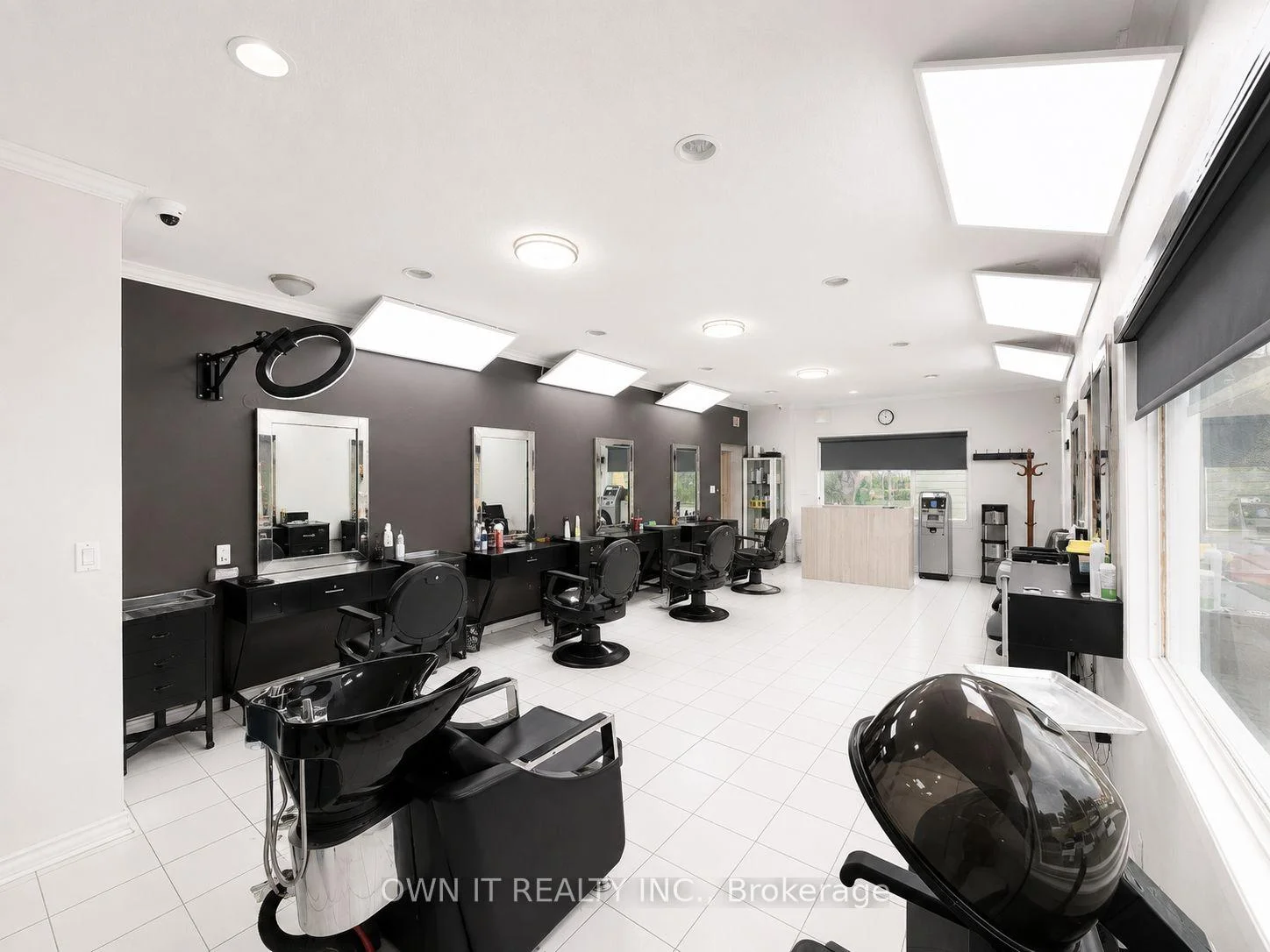 Photo 8 of 7104 Goreway Drive, Mississauga, Malton — HOMEH