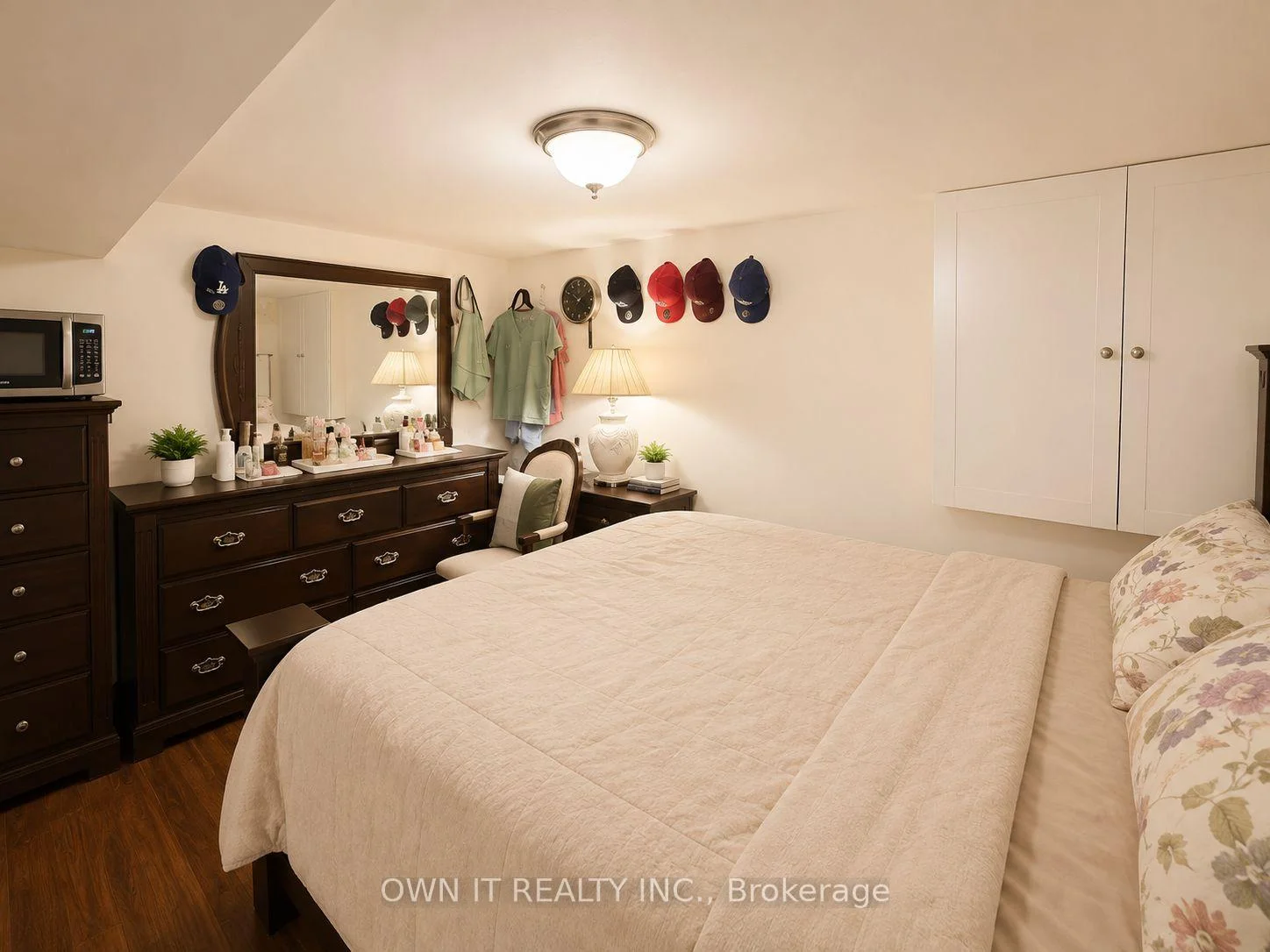 Photo 14 of 7104 Goreway Drive, Mississauga, Malton — HOMEH