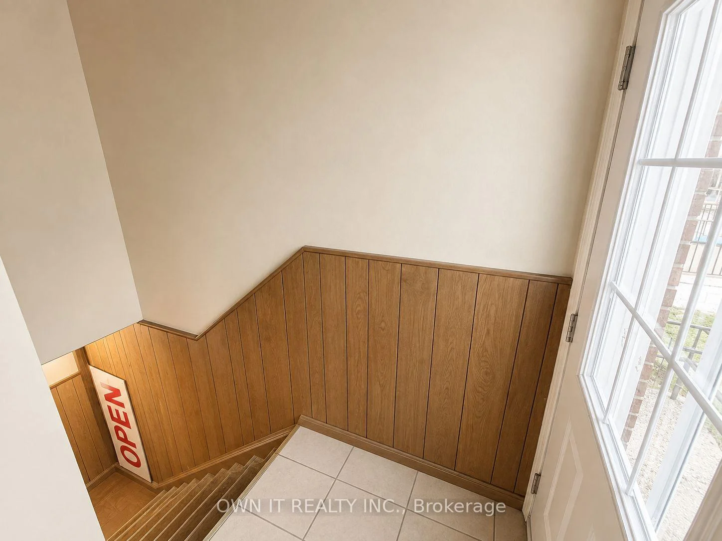 Photo 17 of 7104 Goreway Drive, Mississauga, Malton — HOMEH