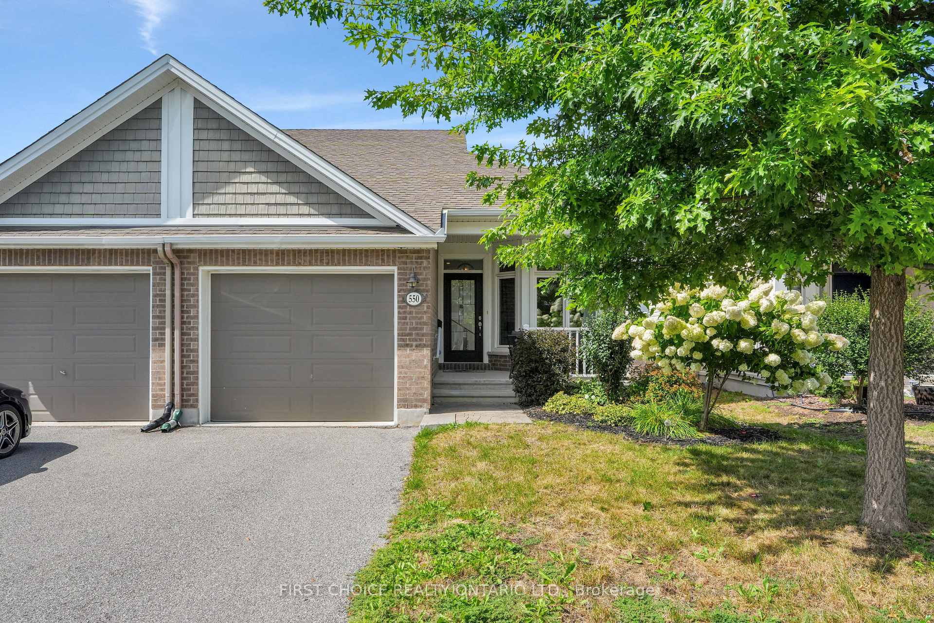 Photo 3 of 550 Silverbell Crescent, Ottawa, Blossom Park/Kemp Park/Findlay Creek — HOMEH