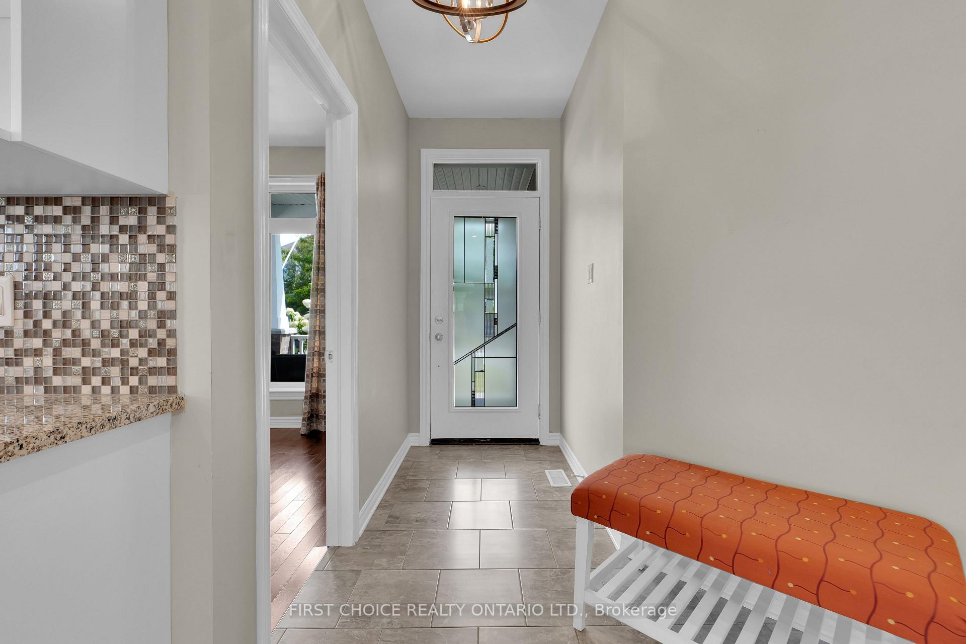 Photo 6 of 550 Silverbell Crescent, Ottawa, Blossom Park/Kemp Park/Findlay Creek — HOMEH