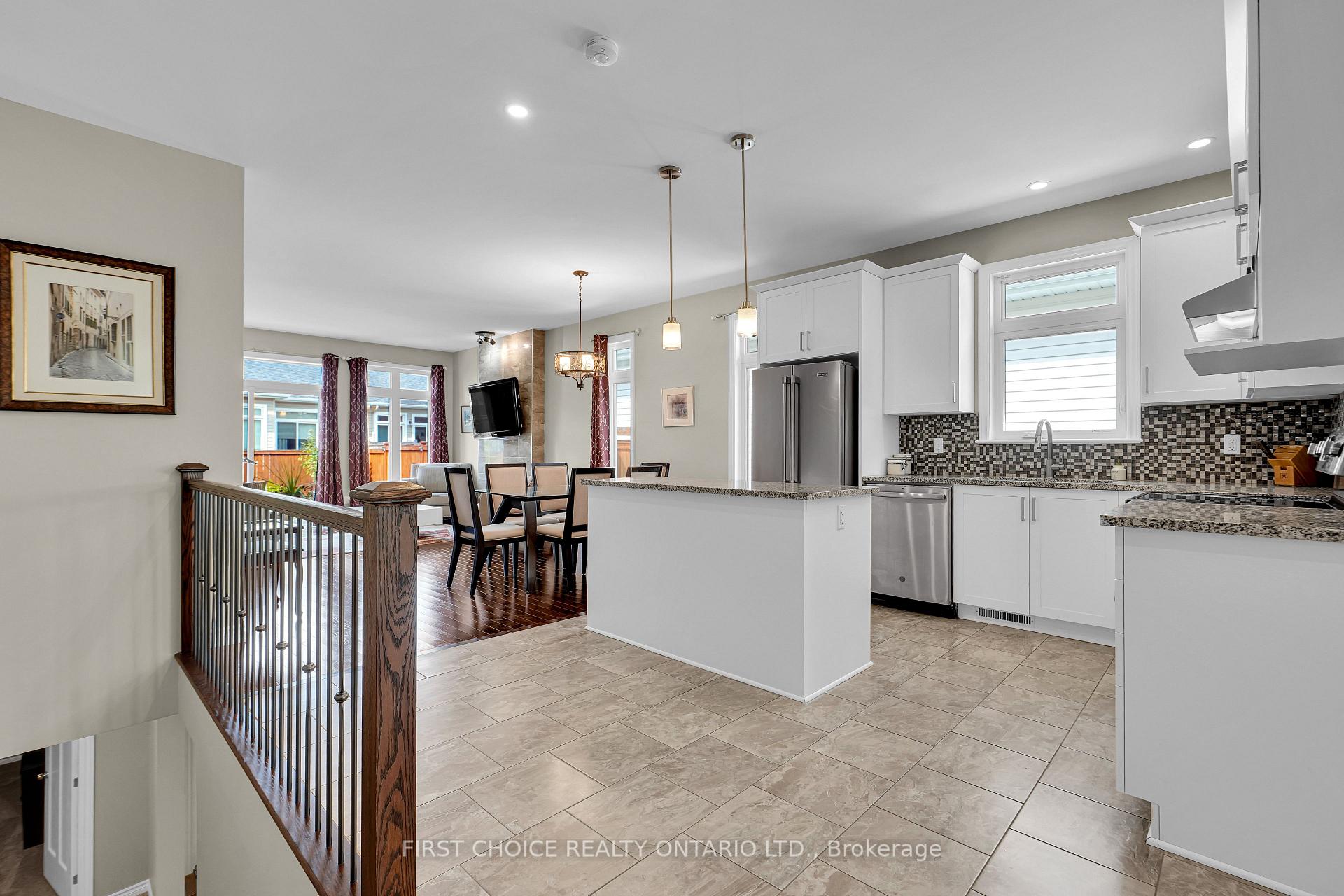 Photo 11 of 550 Silverbell Crescent, Ottawa, Blossom Park/Kemp Park/Findlay Creek — HOMEH