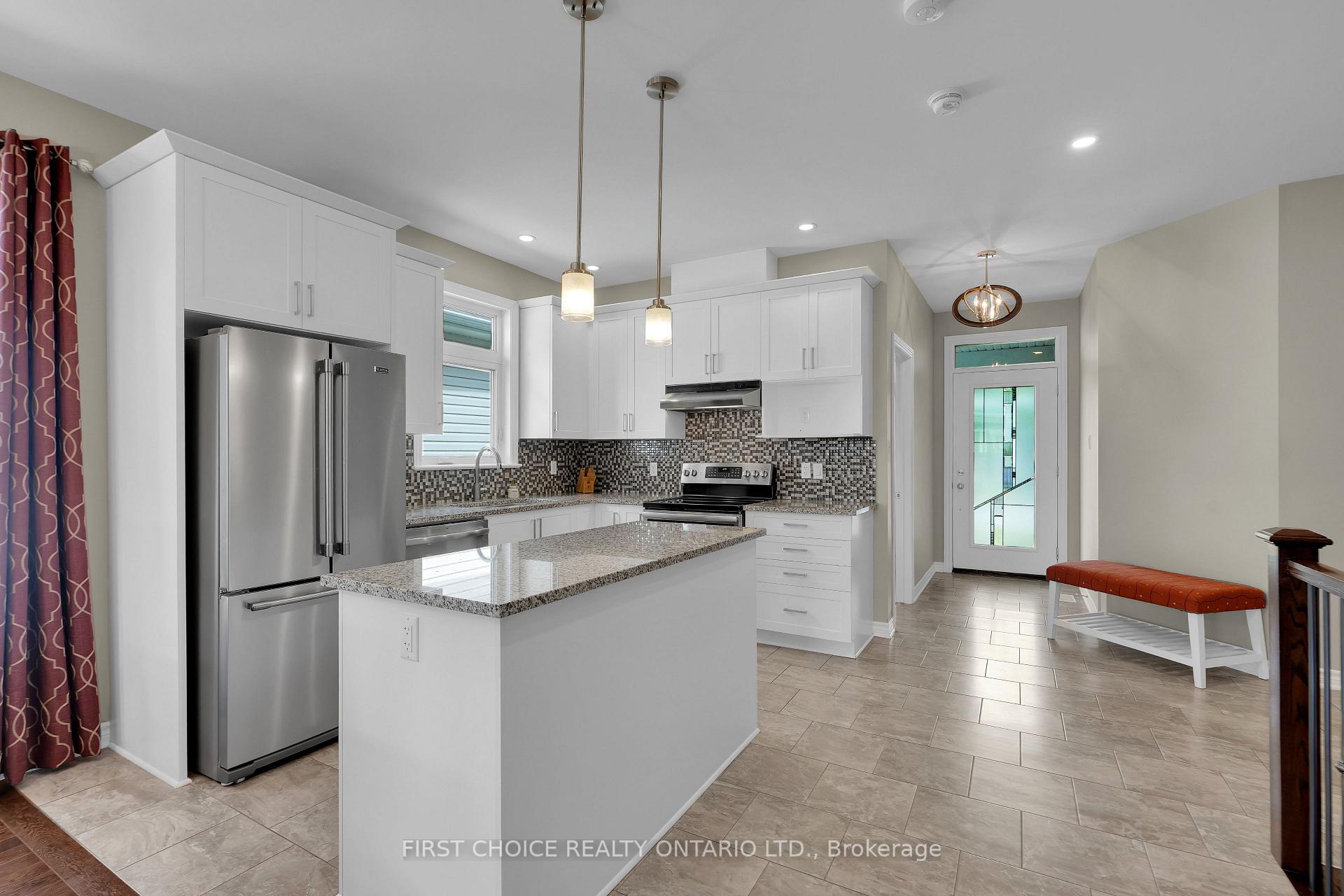 Photo 13 of 550 Silverbell Crescent, Ottawa, Blossom Park/Kemp Park/Findlay Creek — HOMEH