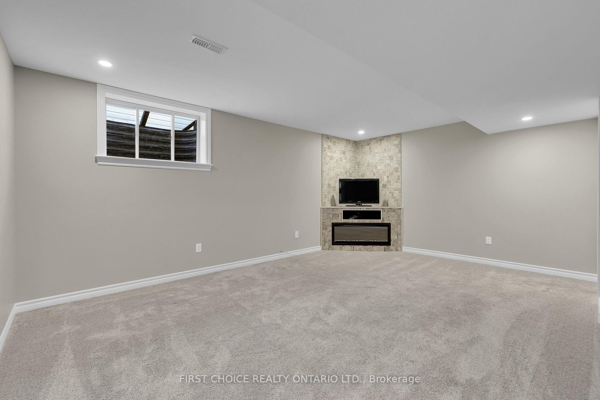 Photo 29 of 550 Silverbell Crescent, Ottawa, Blossom Park/Kemp Park/Findlay Creek — HOMEH