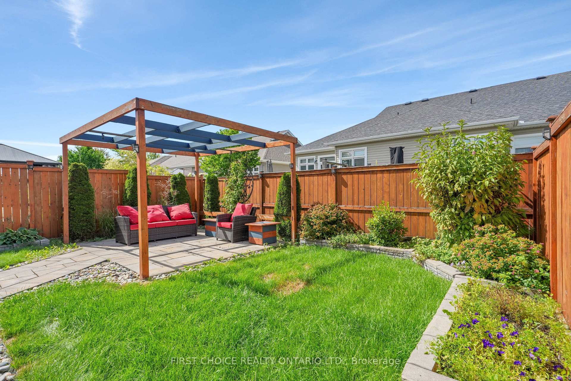 Photo 36 of 550 Silverbell Crescent, Ottawa, Blossom Park/Kemp Park/Findlay Creek — HOMEH