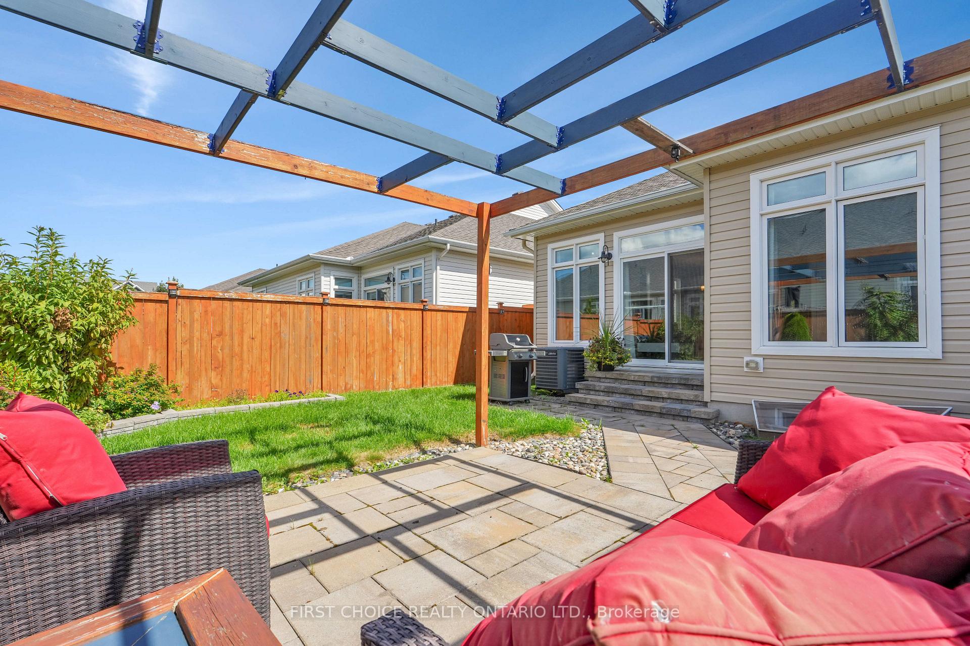Photo 38 of 550 Silverbell Crescent, Ottawa, Blossom Park/Kemp Park/Findlay Creek — HOMEH