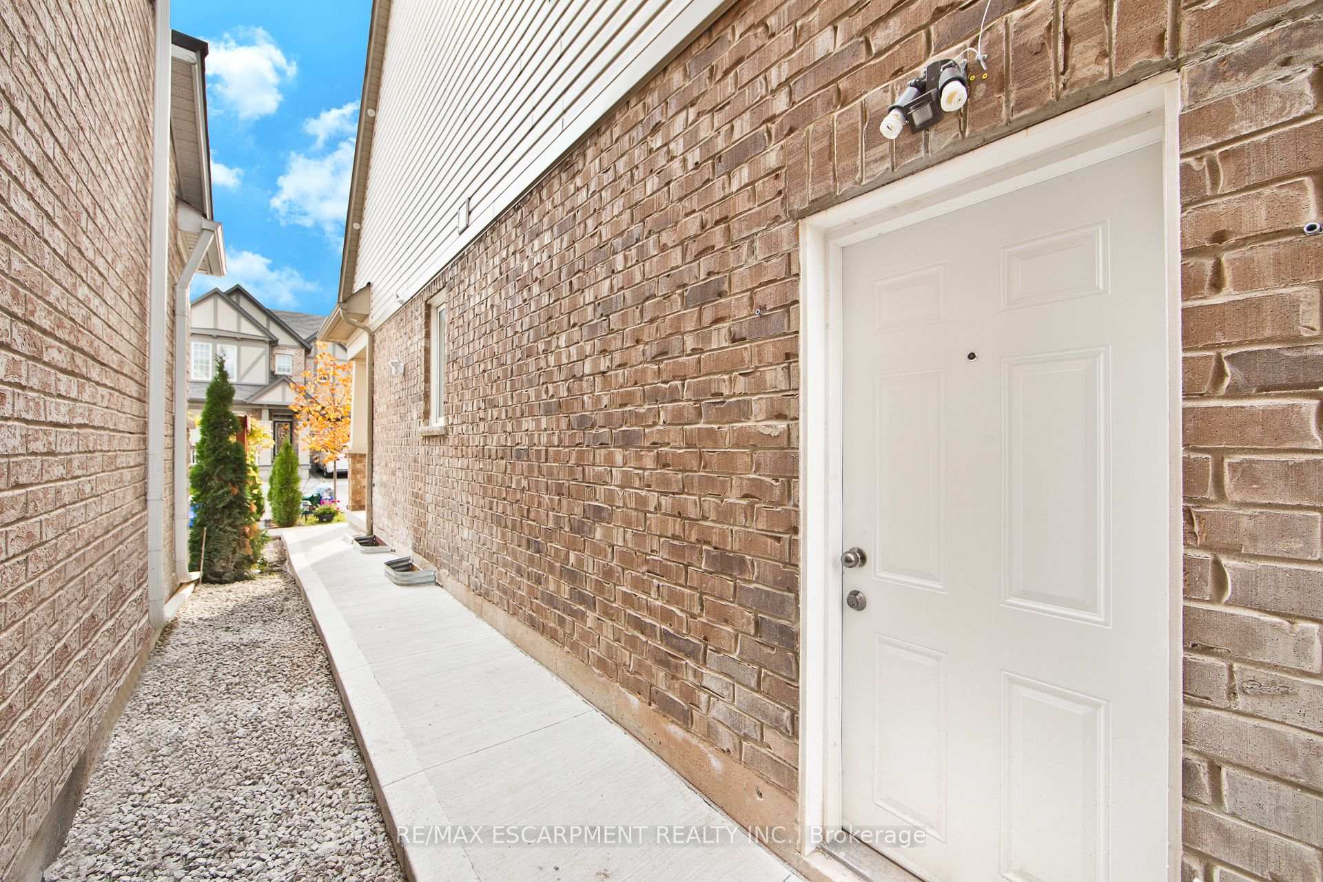 Photo 1 of Unit Bsmnt, 307 Hinton Terrace, Milton, Ford — HOMEH