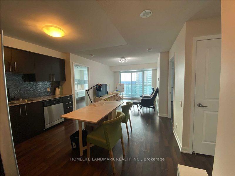 Photo 4 of Unit 1902, 17 Anndale Drive, North York, Willowdale East — HOMEH