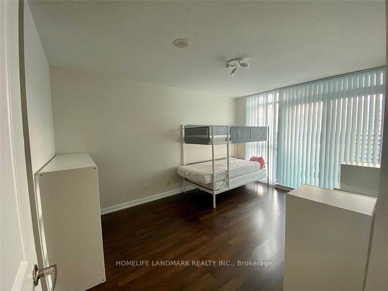 Photo 7 of Unit 1902, 17 Anndale Drive, North York, Willowdale East — HOMEH