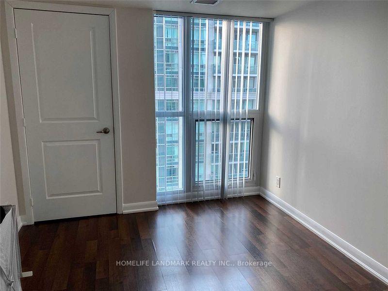 Photo 9 of Unit 1902, 17 Anndale Drive, North York, Willowdale East — HOMEH