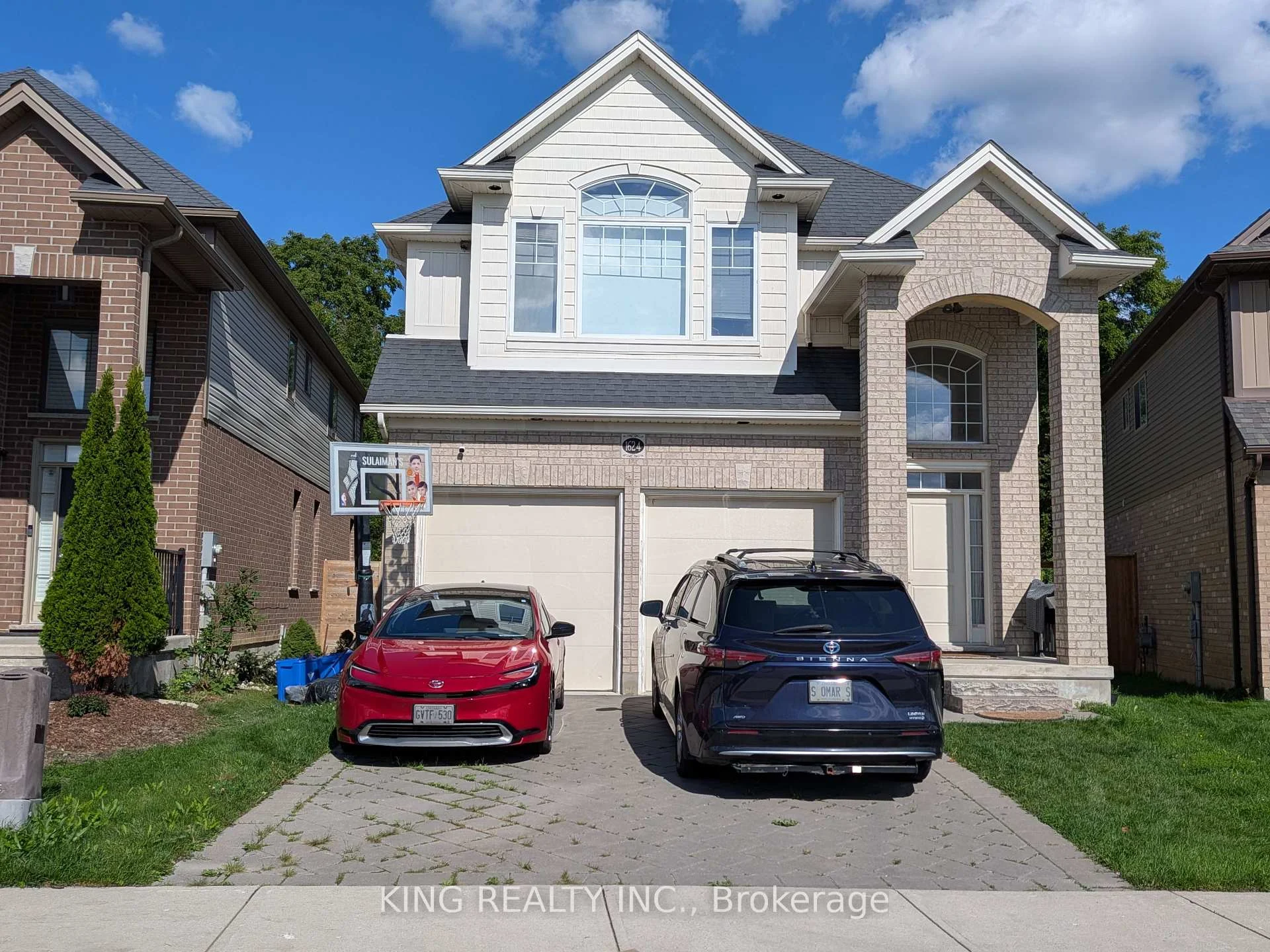 Photo 1 of 1624 Finley Crescent, London, North I — HOMEH