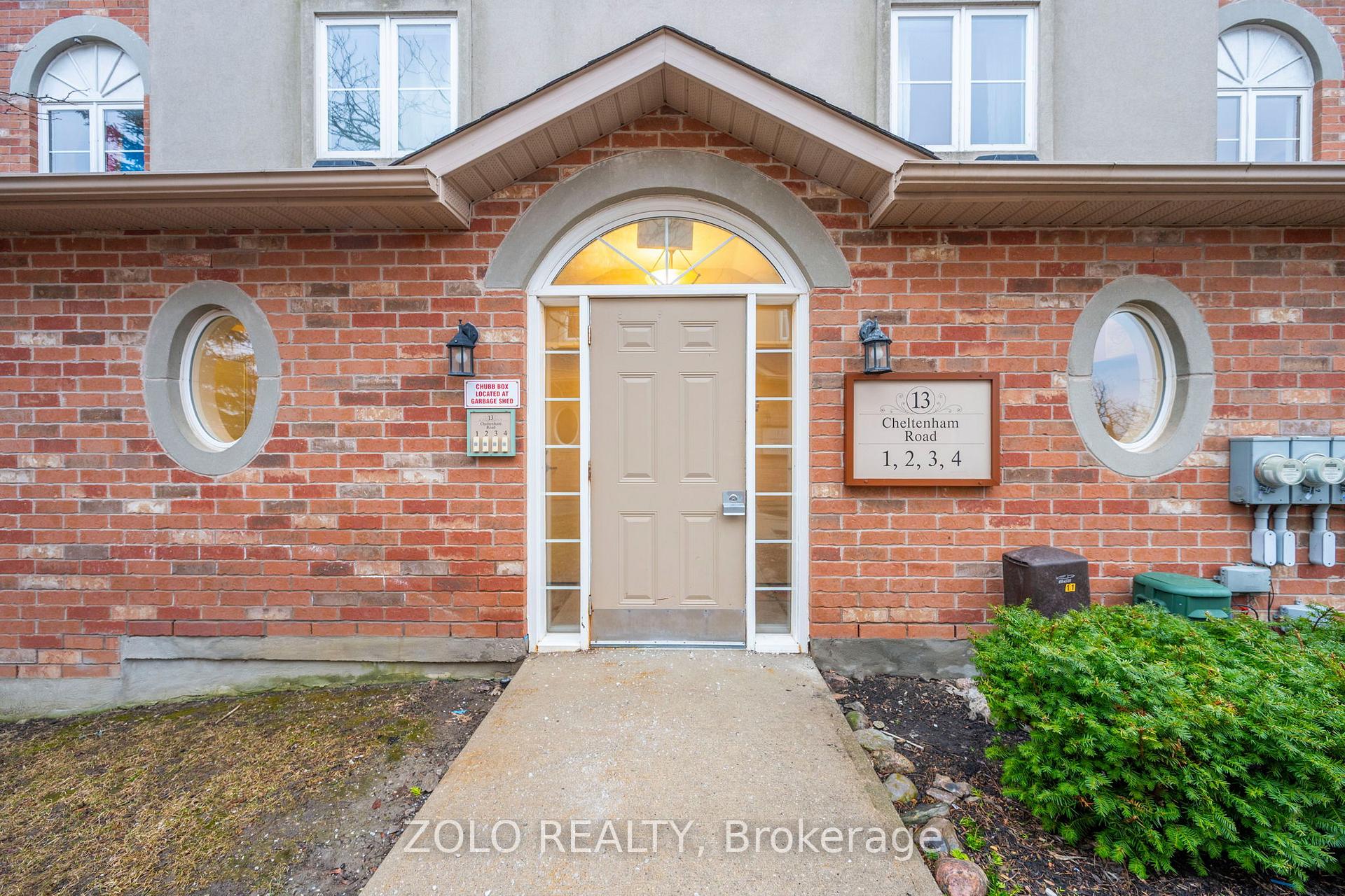 Photo 2 of Unit 2, 13 Cheltenham Road, Barrie, Georgian Drive — HOMEH