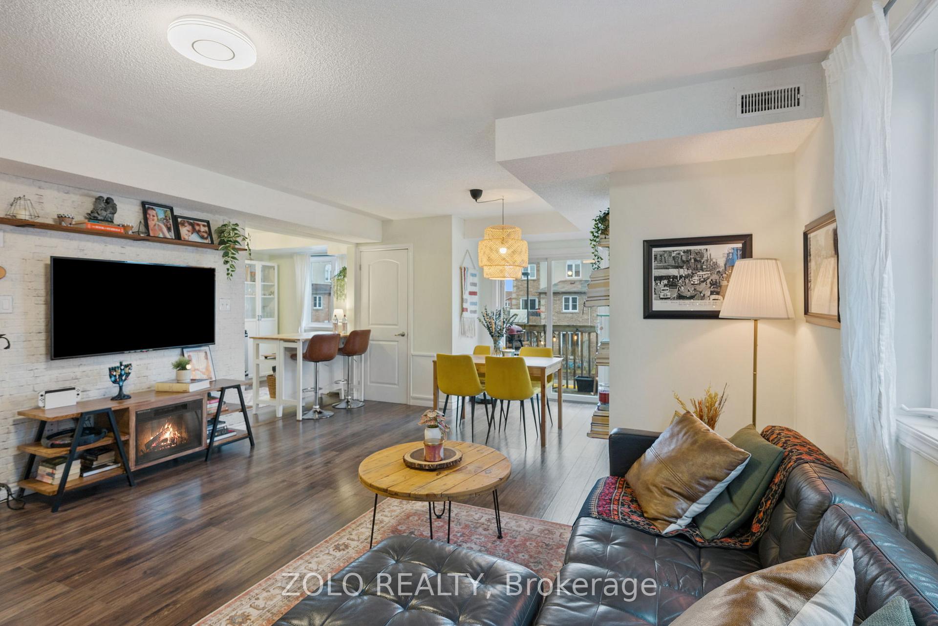 Photo 4 of Unit 2, 13 Cheltenham Road, Barrie, Georgian Drive — HOMEH