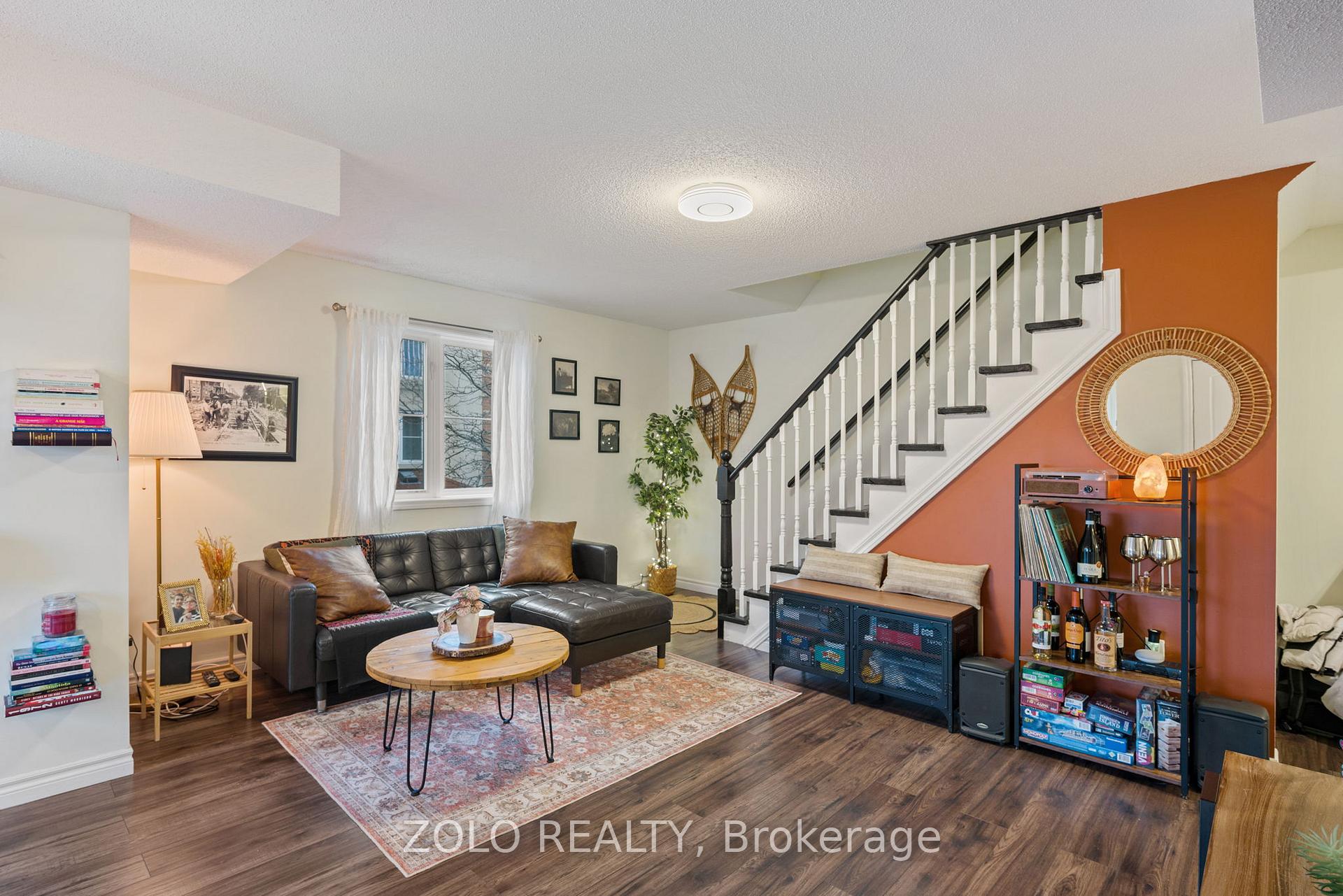 Photo 7 of Unit 2, 13 Cheltenham Road, Barrie, Georgian Drive — HOMEH