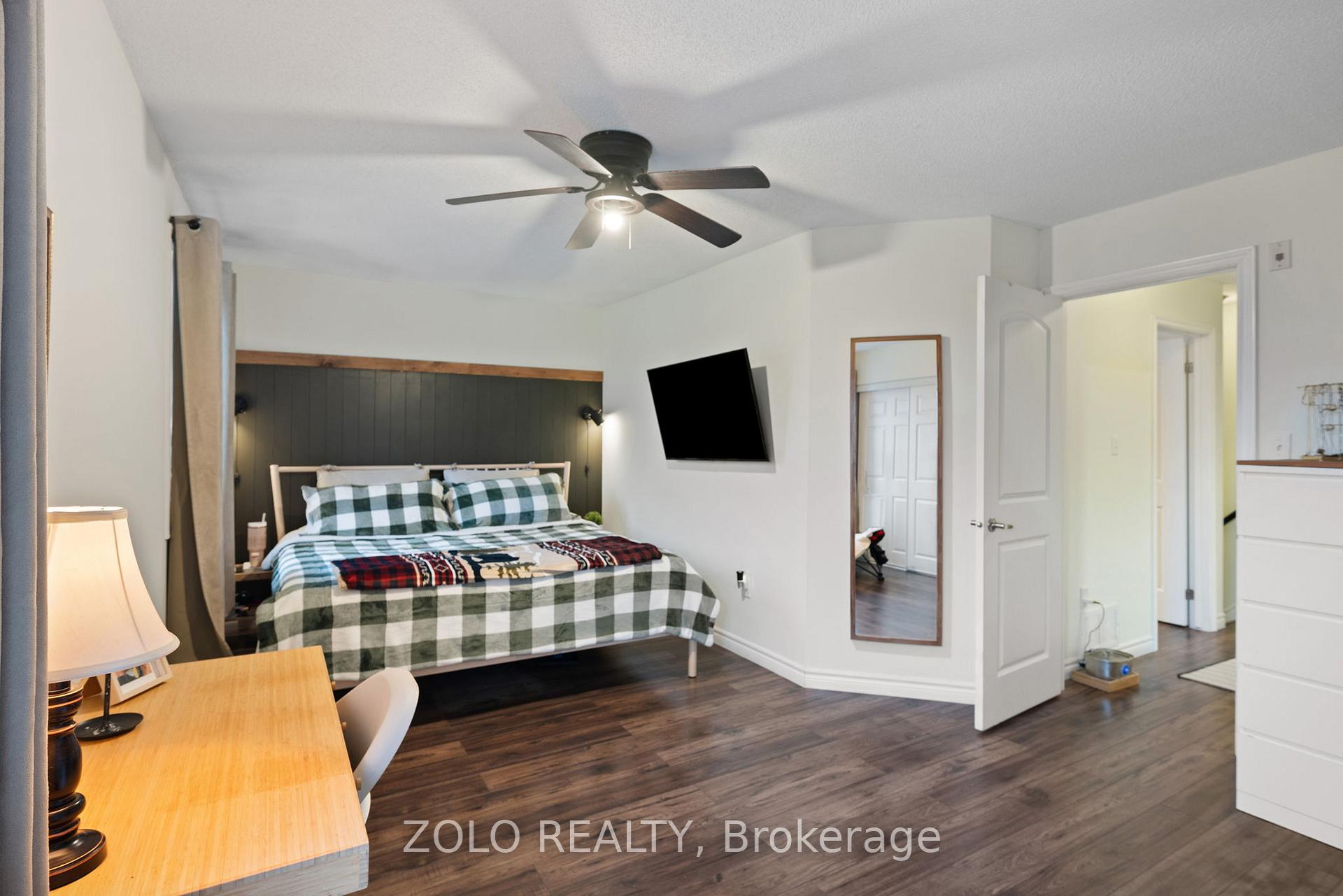 Photo 23 of Unit 2, 13 Cheltenham Road, Barrie, Georgian Drive — HOMEH
