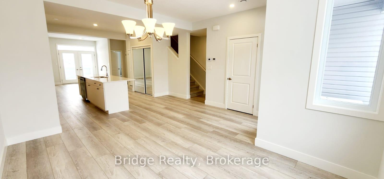 Photo 5 of Unit 11, 990 Deveron Crescent, London, South J — HOMEH