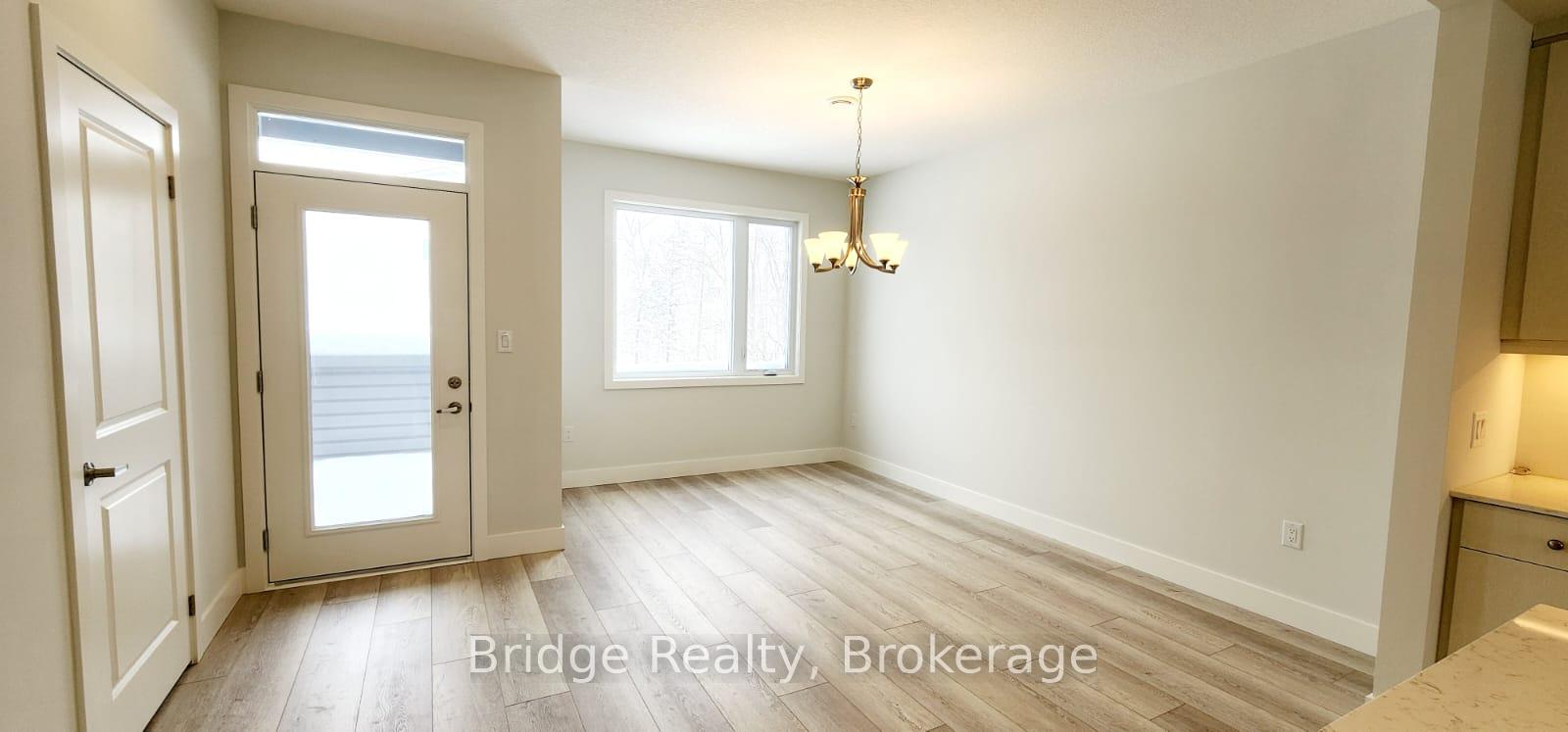 Photo 10 of Unit 11, 990 Deveron Crescent, London, South J — HOMEH