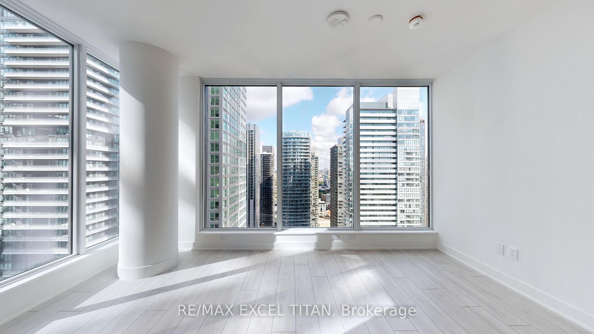 Photo 5 of Unit 3304, 15 Mercer Street, Toronto, Waterfront Communities — HOMEH